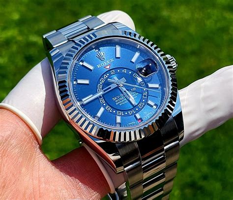 rolex sky-dweller blau listenpreis|rolex sky dweller specs.